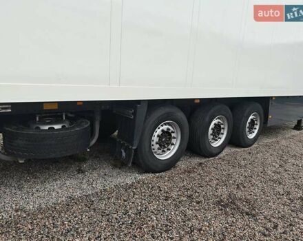 Белый Шмитц Каргобулл SKO 24, объемом двигателя 0 л и пробегом 500 тыс. км за 20500 $, фото 2 на Automoto.ua