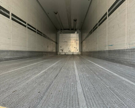 Белый Шмитц Каргобулл SKO 24, объемом двигателя 0 л и пробегом 200 тыс. км за 34900 $, фото 11 на Automoto.ua