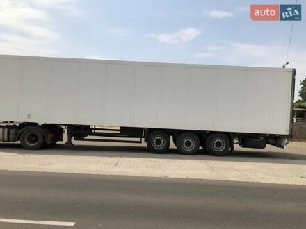 Шмитц Каргобулл SKO 24 2003 в Белгород-Днестровском на Automoto.ua Белый Шмитц Каргобулл SKO 24, объемом двигателя 0 л и пробегом 0 тыс. км за 10000 $, фото 1 на Automoto.ua