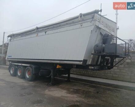 Черный Шмитц Каргобулл SKO 24, объемом двигателя 0 л и пробегом 100 тыс. км за 16500 $, фото 1 на Automoto.ua