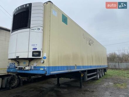 Шмітц Каргобулл SKO 24 2013 у Чернівцях на Automoto.ua Шмітц Каргобулл SKO 24, об'ємом двигуна 0 л та пробігом 650 тис. км за 17500 $, фото 1 на Automoto.ua