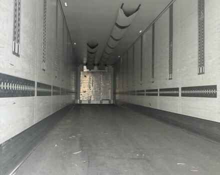 Серый Шмитц Каргобулл SKO 24, объемом двигателя 0 л и пробегом 888 тыс. км за 21999 $, фото 8 на Automoto.ua