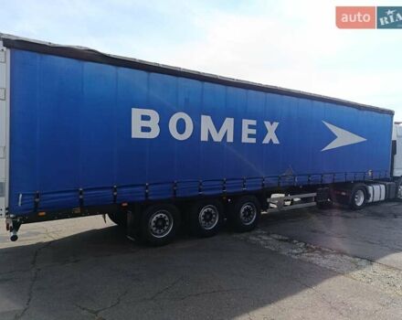 Красный Шмитц Каргобулл SSD, объемом двигателя 6 л и пробегом 250 тыс. км за 8593 $, фото 8 на Automoto.ua