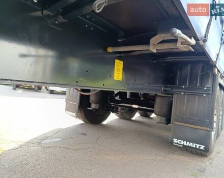 Красный Шмитц Каргобулл SSD, объемом двигателя 6 л и пробегом 250 тыс. км за 8593 $, фото 16 на Automoto.ua