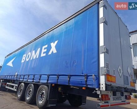 Красный Шмитц Каргобулл SSD, объемом двигателя 6 л и пробегом 250 тыс. км за 8593 $, фото 12 на Automoto.ua