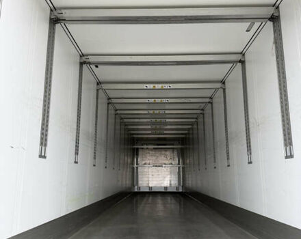 Белый Шмитз SCB, объемом двигателя 0 л и пробегом 0 тыс. км за 44980 $, фото 6 на Automoto.ua