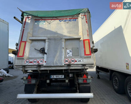 Черный Шмитз СКИ, объемом двигателя 0 л и пробегом 500 тыс. км за 22800 $, фото 4 на Automoto.ua