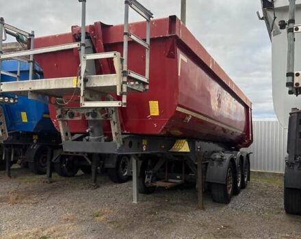 Красный Шмитз СКИ, объемом двигателя 0 л и пробегом 100 тыс. км за 13100 $, фото 1 на Automoto.ua