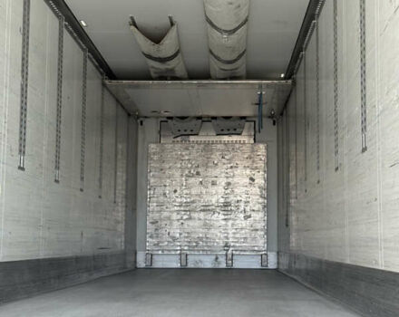 Шмитз СКИ, объемом двигателя 0 л и пробегом 11 тыс. км за 24152 $, фото 9 на Automoto.ua