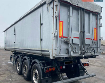 Сірий Шмітз СКІ, об'ємом двигуна 0 л та пробігом 0 тис. км за 32400 $, фото 4 на Automoto.ua