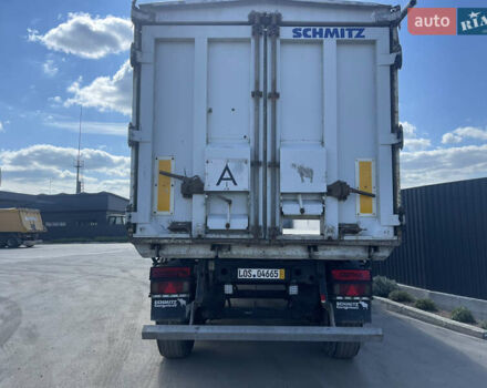 Сірий Шмітз СКІ, об'ємом двигуна 0 л та пробігом 450 тис. км за 18900 $, фото 2 на Automoto.ua