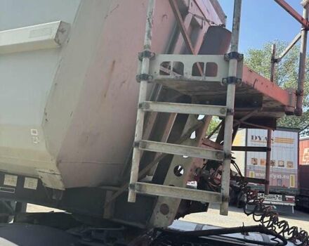 Серый Шмитз СКИ, объемом двигателя 0 л и пробегом 100 тыс. км за 14900 $, фото 9 на Automoto.ua