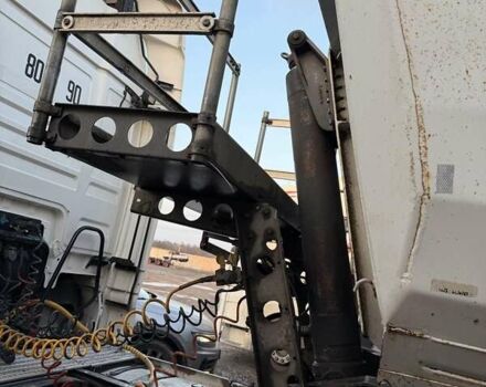 Серый Шмитз СКИ, объемом двигателя 0 л и пробегом 100 тыс. км за 14300 $, фото 17 на Automoto.ua