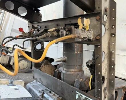 Серый Шмитз СКИ, объемом двигателя 0 л и пробегом 100 тыс. км за 14300 $, фото 15 на Automoto.ua