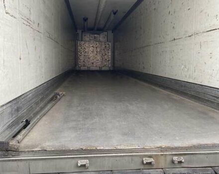 Красный Шмитз SKO 24L, объемом двигателя 0 л и пробегом 500 тыс. км за 10200 $, фото 7 на Automoto.ua