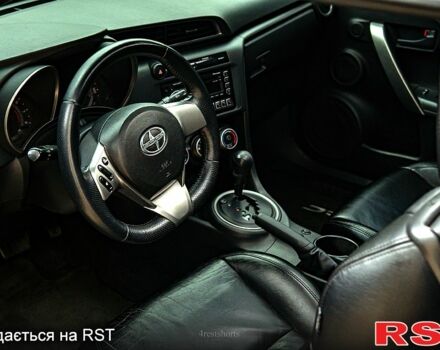 Серый Сцион TC, объемом двигателя 2.5 л и пробегом 215 тыс. км за 9600 $, фото 11 на Automoto.ua