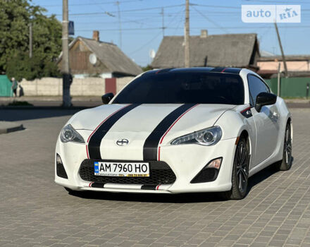 Білий Сціон FR-S, об'ємом двигуна 2 л та пробігом 64 тис. км за 12500 $, фото 15 на Automoto.ua