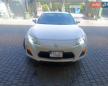 Белый Сцион FR-S, объемом двигателя 2 л и пробегом 69 тыс. км за 14900 $, фото 7 на Automoto.ua