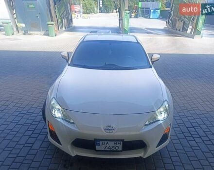 Белый Сцион FR-S, объемом двигателя 2 л и пробегом 69 тыс. км за 14900 $, фото 3 на Automoto.ua