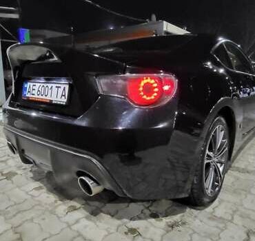 Черный Сцион FR-S, объемом двигателя 2 л и пробегом 107 тыс. км за 12000 $, фото 5 на Automoto.ua