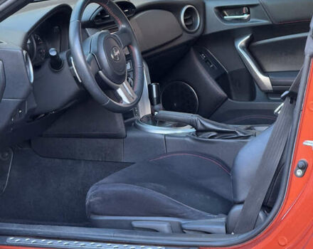 Оранжевый Сцион FR-S, объемом двигателя 2 л и пробегом 160 тыс. км за 13100 $, фото 35 на Automoto.ua