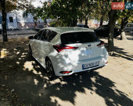 Белый Сцион iM, объемом двигателя 1.8 л и пробегом 97 тыс. км за 11500 $, фото 1 на Automoto.ua