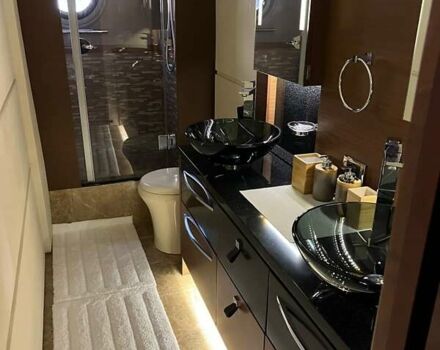Білий СіРей 510 Fly, об'ємом двигуна 8 л та пробігом 1 тис. км за 1694850 $, фото 19 на Automoto.ua