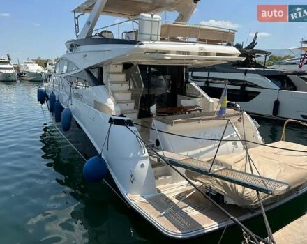 Білий СіРей Celebrety, об'ємом двигуна 70 л та пробігом 1 тис. км за 1700000 $, фото 1 на Automoto.ua