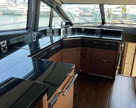 Білий СіРей Celebrety, об'ємом двигуна 70 л та пробігом 1 тис. км за 1700000 $, фото 7 на Automoto.ua