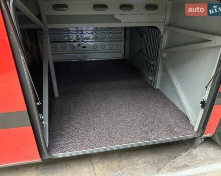 Красный Сетра S 417, объемом двигателя 11.97 л и пробегом 275 тыс. км за 134835 $, фото 12 на Automoto.ua