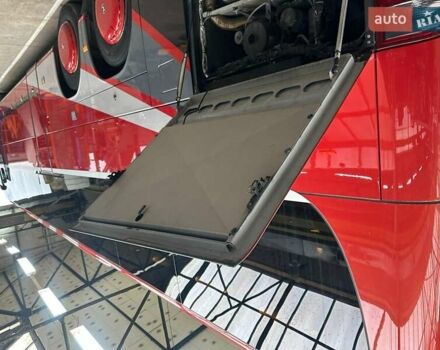 Красный Сетра S 417, объемом двигателя 11.97 л и пробегом 275 тыс. км за 134835 $, фото 8 на Automoto.ua