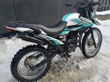 Шанрай 200 2017 у Хусте на Automoto.ua Синій Шанрай 200, об'ємом двигуна 0 л та пробігом 6 тис. км за 850 $, фото 1 на Automoto.ua