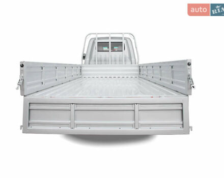 Шанрай Т5, объемом двигателя 1.6 л и пробегом 1 тыс. км за 21070 $, фото 6 на Automoto.ua