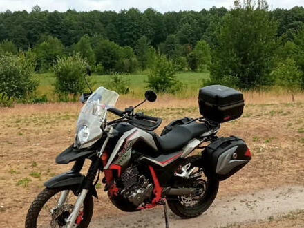 Шанрай Elcrosso 2020 у Золотоноше на Automoto.ua Сірий Шанрай Elcrosso, об'ємом двигуна 0 л та пробігом 6 тис. км за 2500 $, фото 1 на Automoto.ua
