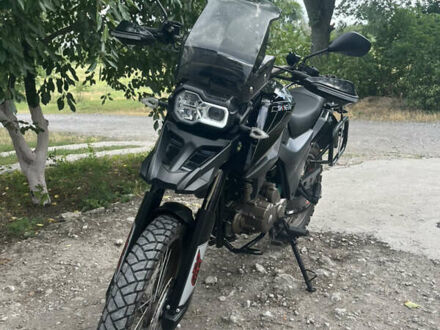Шанрай X-Trail 250 2021 у Кам'янське (Дніпродзержинськ) на Automoto.ua Чорний Шанрай X-Trail 250, об'ємом двигуна 0.25 л та пробігом 4 тис. км за 1300 $, фото 1 на Automoto.ua