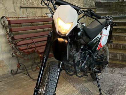 Шанрай XY150GY-11В 2015 у Тернополі на Automoto.ua Чорний Шанрай XY150GY-11В, об'ємом двигуна 0 л та пробігом 111 тис. км за 750 $, фото 1 на Automoto.ua