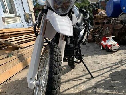 Шанрай XY 250GY-6C 2018 у Остоге на Automoto.ua Білий Шанрай XY 250GY-6C, об'ємом двигуна 0 л та пробігом 3 тис. км за 1499 $, фото 1 на Automoto.ua