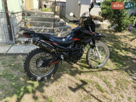Шанрай XY 250GY-6C 2023 у Ужгороді на Automoto.ua Чорний Шанрай XY 250GY-6C, об'ємом двигуна 0.25 л та пробігом 5 тис. км за 1000 $, фото 1 на Automoto.ua