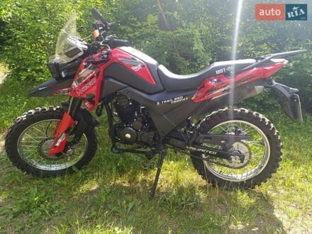 Шанрай XY 250GY-9A 2018 у Кременце на Automoto.ua Червоний Шанрай XY 250GY-9A, об'ємом двигуна 0.23 л та пробігом 4 тис. км за 1200 $, фото 1 на Automoto.ua