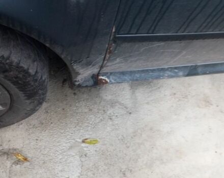 Серый Шкода 100, объемом двигателя 1.9 л и пробегом 495 тыс. км за 1500 $, фото 4 на Automoto.ua