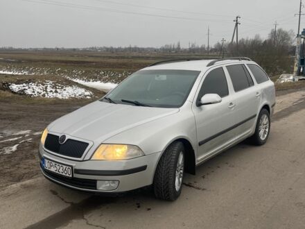 Шкода 110 2008 в Сарнах на Automoto.ua Серый Шкода 110, объемом двигателя 1.9 л и пробегом 599 тыс. км за 2600 $, фото 1 на Automoto.ua