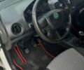 Белый Шкода Ситиго, объемом двигателя 1 л и пробегом 177 тыс. км за 5000 $, фото 5 на Automoto.ua