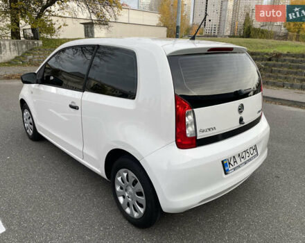Белый Шкода Ситиго, объемом двигателя 1 л и пробегом 157 тыс. км за 5000 $, фото 1 на Automoto.ua