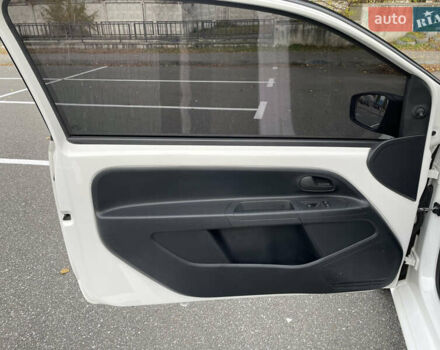 Белый Шкода Ситиго, объемом двигателя 1 л и пробегом 157 тыс. км за 5000 $, фото 16 на Automoto.ua