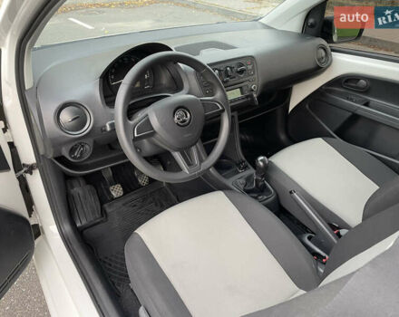 Белый Шкода Ситиго, объемом двигателя 1 л и пробегом 157 тыс. км за 5000 $, фото 12 на Automoto.ua