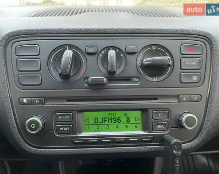 Белый Шкода Ситиго, объемом двигателя 1 л и пробегом 157 тыс. км за 5000 $, фото 29 на Automoto.ua