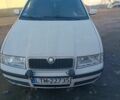 Белый Шкода Другая, объемом двигателя 2 л и пробегом 400 тыс. км за 2483 $, фото 1 на Automoto.ua