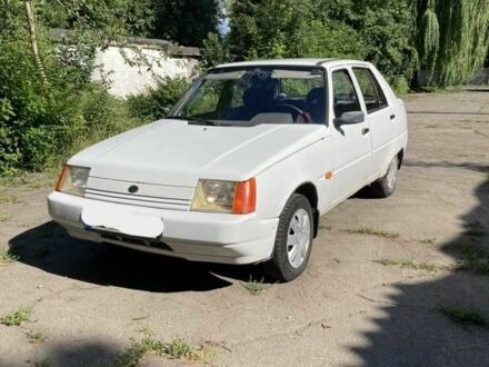 Белый Шкода Другая, объемом двигателя 0 л и пробегом 122 тыс. км за 1350 $, фото 1 на Automoto.ua