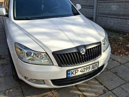 Білий Шкода Інша, об'ємом двигуна 1.6 л та пробігом 237 тис. км за 7500 $, фото 1 на Automoto.ua