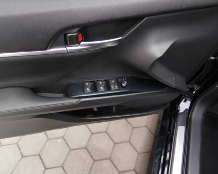 Черный Шкода Другая, объемом двигателя 0 л и пробегом 180 тыс. км за 20500 $, фото 5 на Automoto.ua